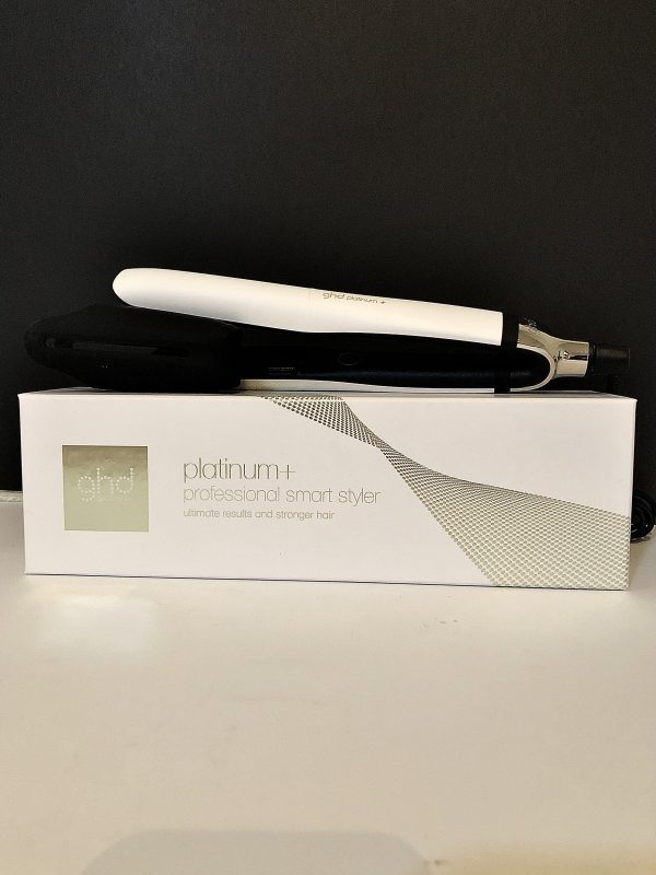Plancha GHD Platinum + Blanca - Tienda de productos profesionales de peluquería