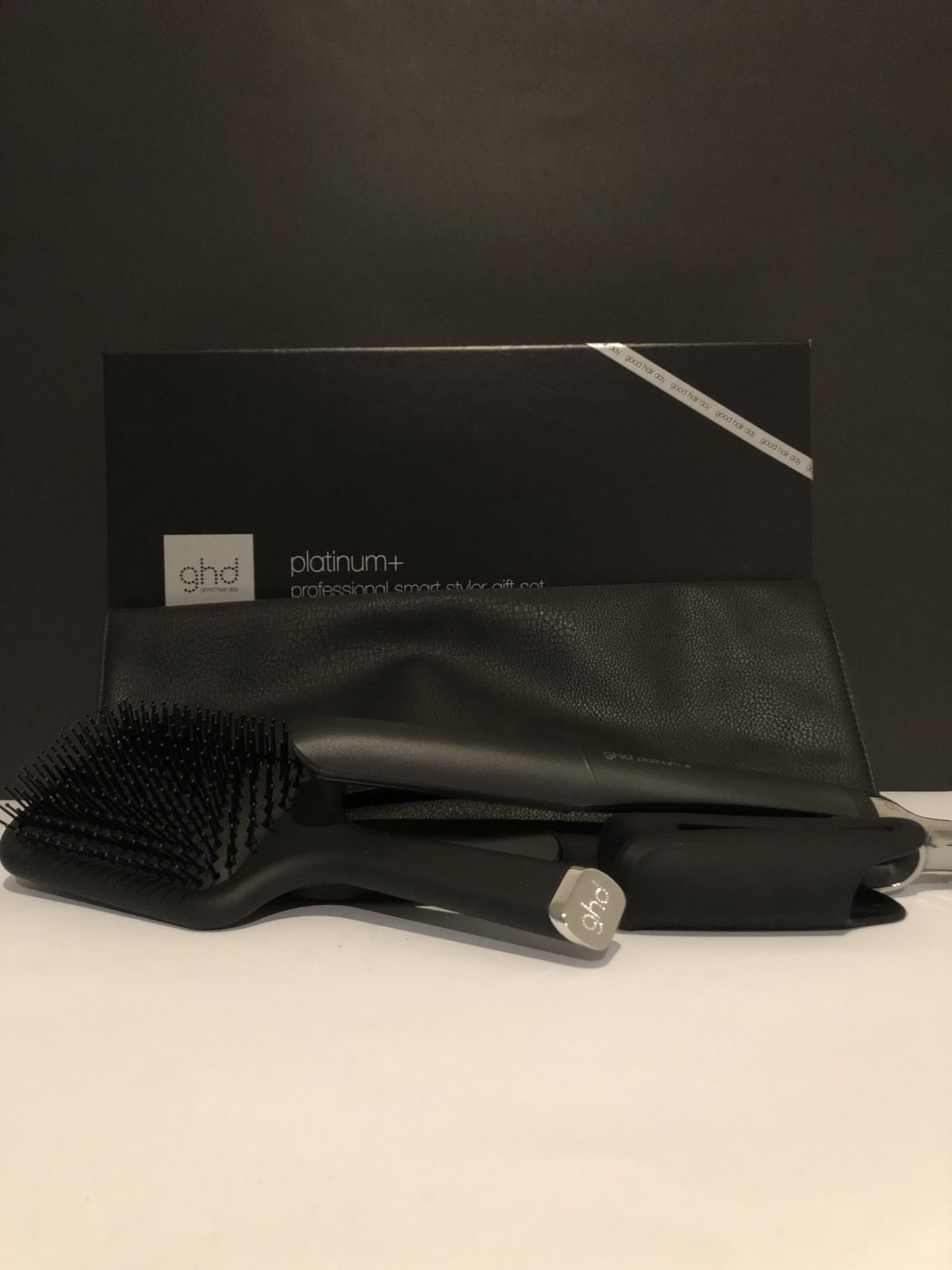 Plancha de pelo GHD Platinum + Gift Set